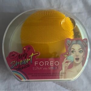 FOREO Luna Play Smart 2 - Bright Yellow